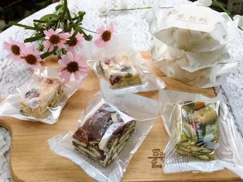 宅配甜點【卡莉特詩】中秋節禮盒♥黑金磚雪千藏♥鳳梨酥♥嚴選食材貴婦手作甜點，夢幻下午茶時光～