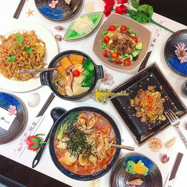 【台中西屯區 - 崧和 生活料理】台中聚餐推薦║用料理感受生活，從生活創造料理！餐點用心多元！適合家庭朋友、公司行號聚餐唷！中午也有商業午餐唷！