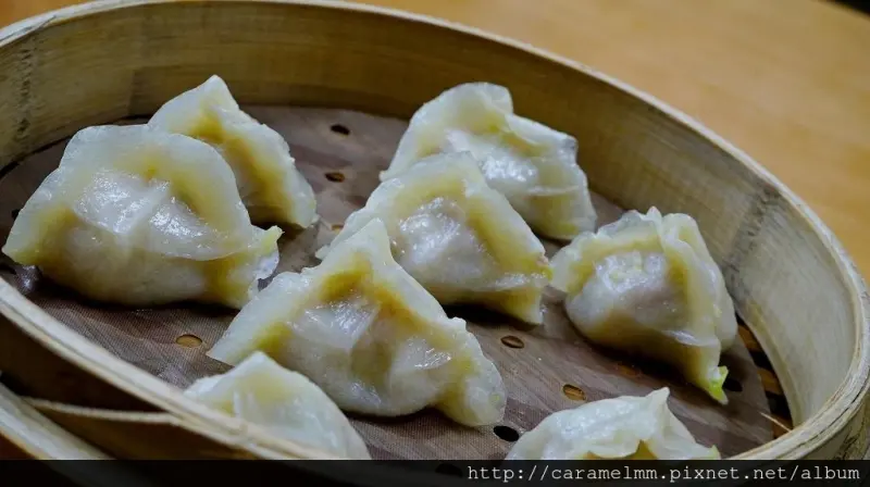 【苗栗頭份】小籠包之家 宵夜 早餐 排隊人氣名店 小籠包/蒸餃/蛋餅/豬血湯 中華路/頂好隔壁