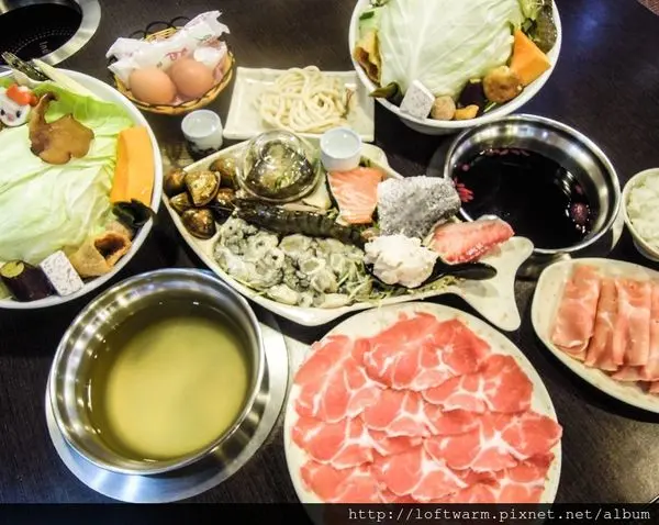 台中大甲火鍋推薦 禾膳精緻鍋物 海陸雞肉鍋 藥膳豬肉鍋 活蝦 東石蚵仔 