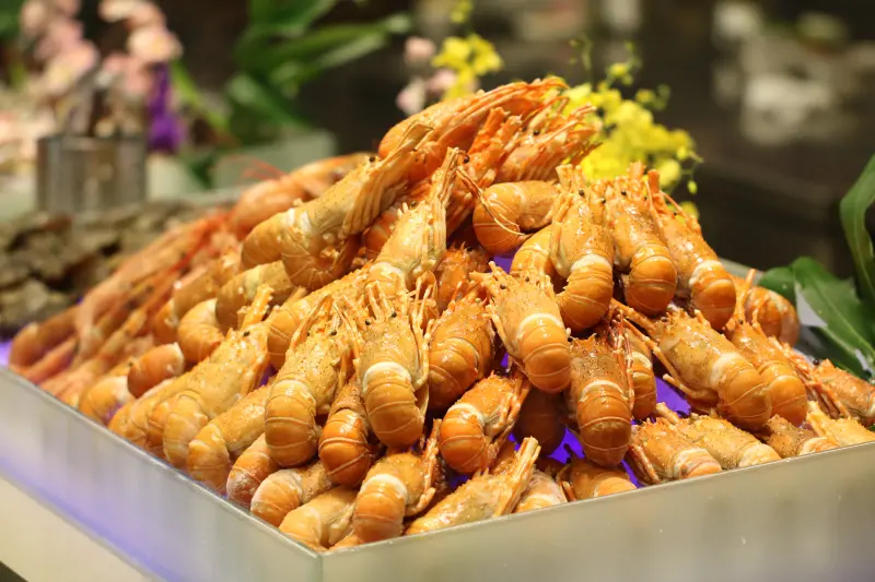 [食記]凱宴自助百匯－吃不完的焗龍蝦