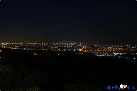 [南投食記]南投夜景很棒的景觀餐廳！東星屋景觀餐廳，環境好、視野棒無遮蔽物，非常適合夫妻/朋友/情侶約會聚餐！