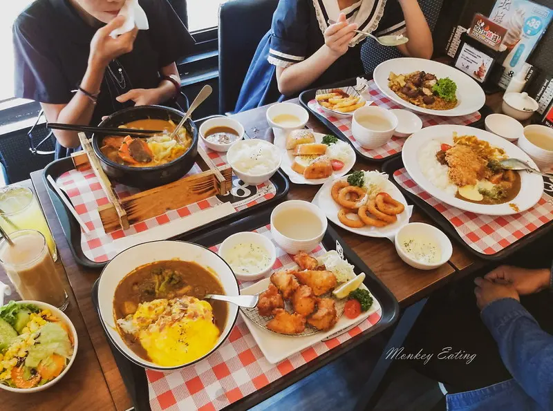 【一中商圈美食】Mr.38咖哩│台中人氣咖哩老品牌，平價大份量咖哩蛋包飯，學生聚餐推薦