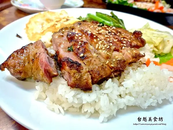 【新北市淡水/越南美食】淡大學區平價異國美食 ✿✿ 台越美食坊 ✿✿ (完整菜單)