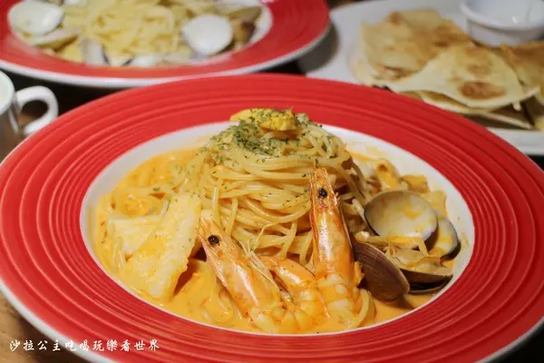 三峽北大美食餐廳『Bello Pasta』大份量平價義大利麵/濃湯/飲料無限供應/北大商場