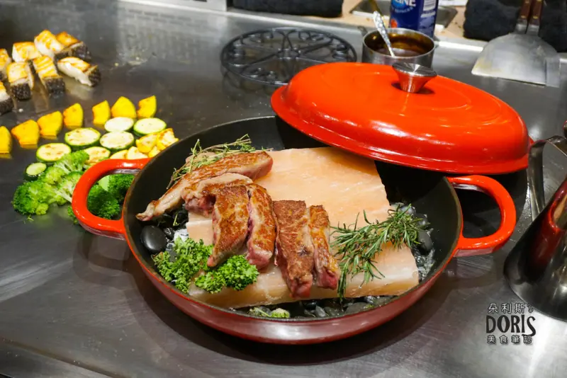 ♚食記♚台北大安【TBS剔邦饈】北海道干貝●鮮活波士頓龍蝦●深海大蝦●菲力牛排●嫩煎櫻桃鴨●紐西蘭羊排●松露黃金舒康雞●松露野菇燉飯●火焰蜜蘋果冰淇淋●雙人套餐●鐵板燒●中價位●生日聚餐●聖誕節餐廳