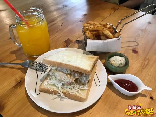 台中太平美食早午餐》一張几手作料理廚房菜單價位大公開！隱藏太平的超人氣早午餐！～台中太平必吃美食小吃餐廳推薦。