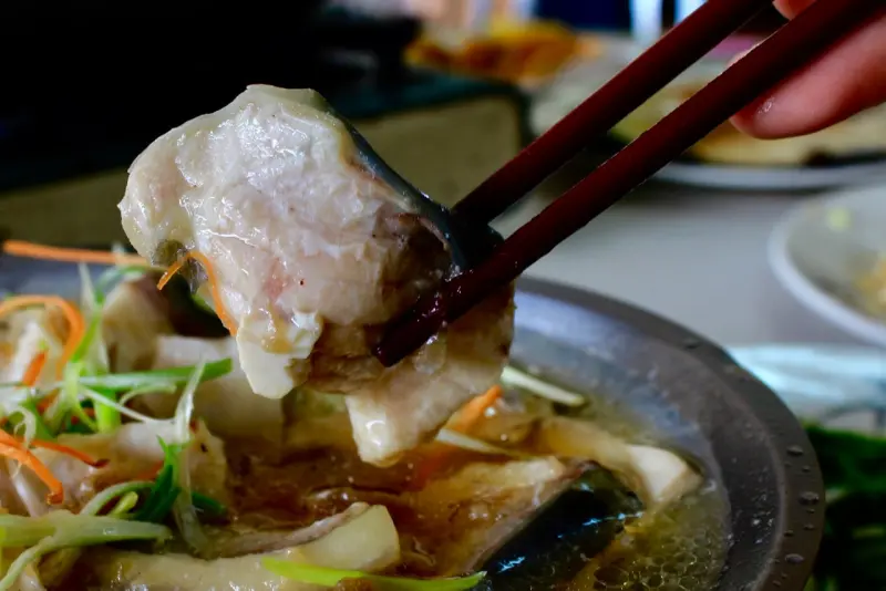 樂山莊鱘龍魚：相揪來去烏來福山里避暑，吃吃清代帝王貢品(父親節聚餐推薦)