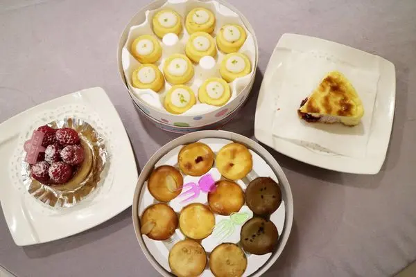 高雄新興區=<吃飽>NAOMA 那歐瑪烘焙~起家台南的黃金乳酪球及乳酪蛋糕＊現在高雄也有實體店面呢!＊高雄蛋糕甜點的好選擇=