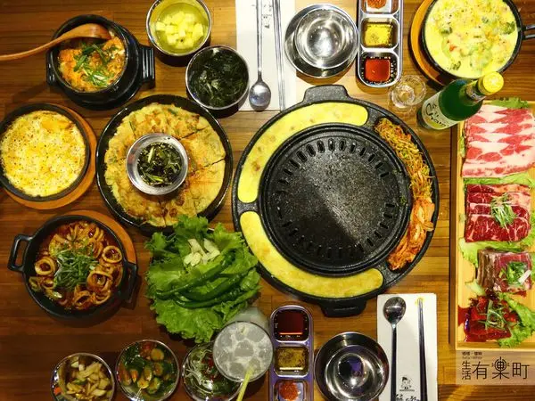 【桃園蘆竹美食】韓大叔한국오빠正宗韓式烤肉專門店-2號南崁店：最強韓國燒烤推薦，人氣牛豬主餐料理湯品；千呼萬喚開分店囉，近南崁台茂