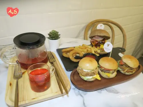 桃園 Piepai Cafe 桃園店~可愛迷你漢堡，超美粉嫩色系水果塔