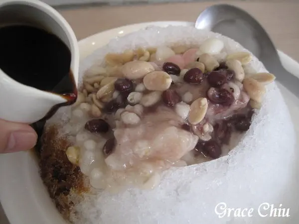 黃豆家～消暑黑糖剉冰，11種配料任選只要銅板價50元（南機場）