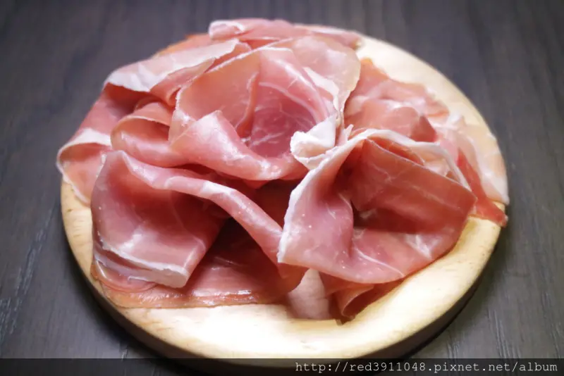 餐酒館~屬於閨密的微醺時光,"西班牙傳統海鮮料理餐廳 PURO PURO"今晚跟著餐點遨遊世界吧!!捷運忠孝復興站/中山區美食