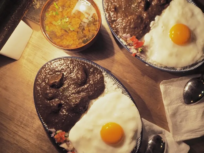 小次男咖哩所 ▎台中美食餐廳｜豚次咖哩、牛次咖哩二選一！(內含菜單)