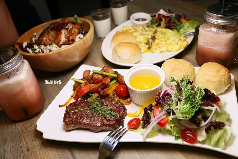 東區早午餐『At • First Brunch 緣來-忠孝店』木碗沙拉/早午餐/歐姆雷/帕尼尼/漢堡/燉飯/義大利麵/菜單(捷運忠孝敦化站)