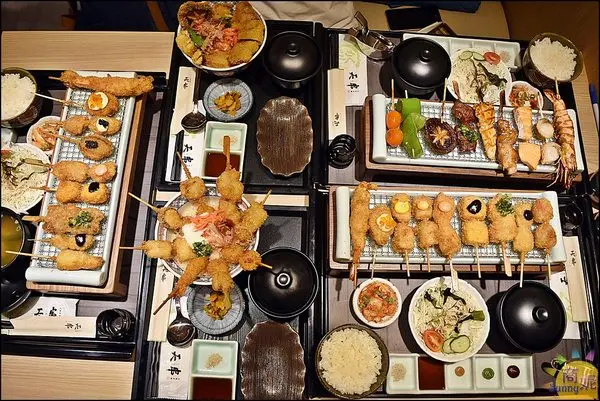 台中一中商圈美食【天串元祖串揚】一次享受9種美味。澎湃元祖串揚炸物烤物丼飯@商妮吃喝遊樂              