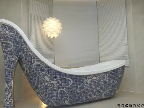 桃園●六星旅館【純白北歐風餐廳】親愛的！我把高跟鞋變成SPA按摩浴缸了168inn集團