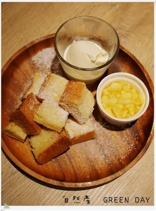 ◊ 文青新聚點 我是剖腹產不是自然產 ➩ 自然產 GREEN DAY 早午餐 brunch 下午茶 文青 板橋美食 板橋早午餐