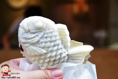 少女心爆發的白玉麻糬鯛魚燒，就在中原夜市裡