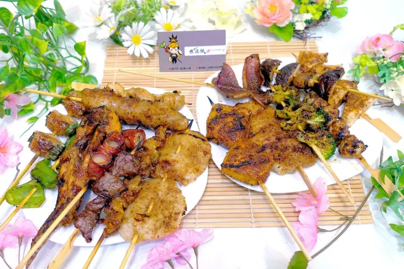 台北串燒-師大夜市必吃2020，焦糖楓漢方無烟撒粉串燒師大店，台電大樓站燒烤，師大夜市平價美食