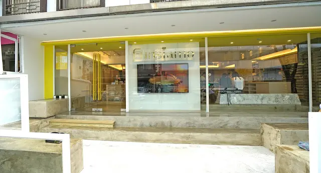 東區甜點親手做 Funsiamo  Café&Play。客自化 Café & Play體驗店鋪。姊妹淘周末玩樂新據點! (近國父紀念館站) 
