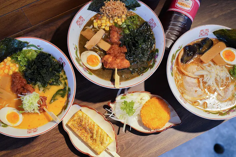 【板橋美食】麵屋濃｜板橋拉麵｜新北耶誕城｜板橋大遠百美食｜板橋小吃