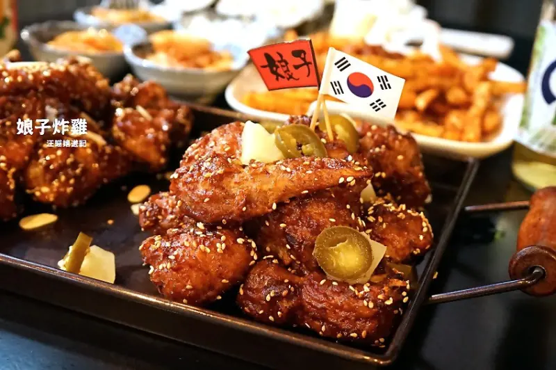 東區 / 韓式炸雞 ✿ 娘子炸雞 ✿ 韓式炸雞配啤酒, 黃金療癒美食 / 八色炸雞 / 打卡就送Cass檸檬啤酒 (菜單/menu)