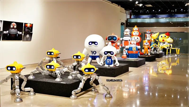 【AKIBO機器人家族】免門票入場～親子同遊好場所，創作上百件機器人大集合，30公尺巨型機器人清明上河圖圖鑑(8/12~9/24止)