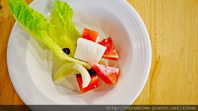 【嘉義西區】醒了，咖啡 國華街裡低調早午餐、下午茶、甜點店 中西式合併餐點 最熟悉的台灣味 菜單 國華街/近文化路/延平街