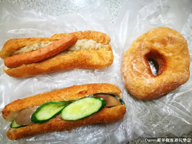 中壢人氣小吃｜中壢溫不一樣三明治甜甜圈排隊美食現炸甜甜圈&同場加碼中壢溫豆花