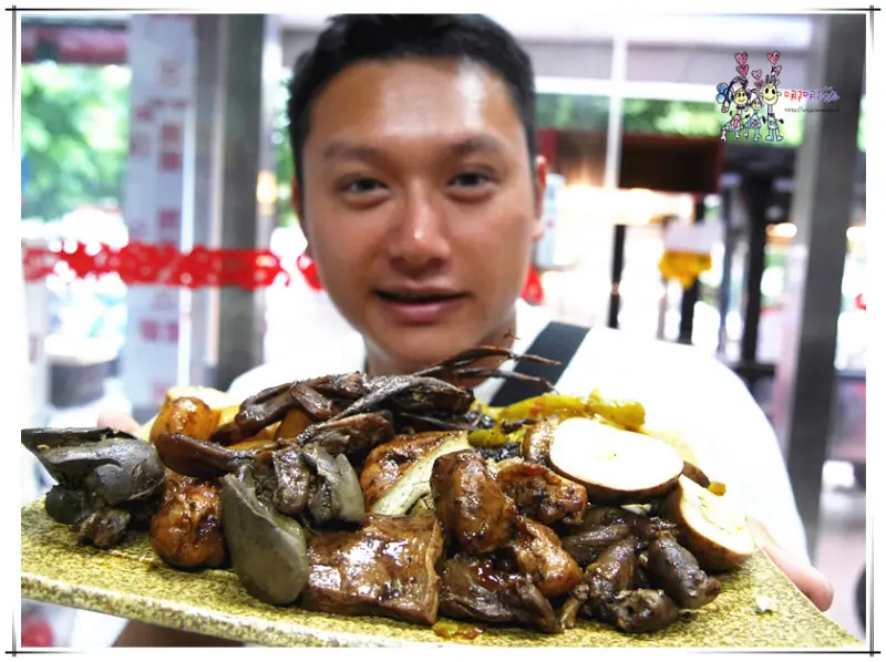 【台北美食】雞腳張古早滷味專賣店~北投人氣滷味攤。從老爸傳承下來的好味道