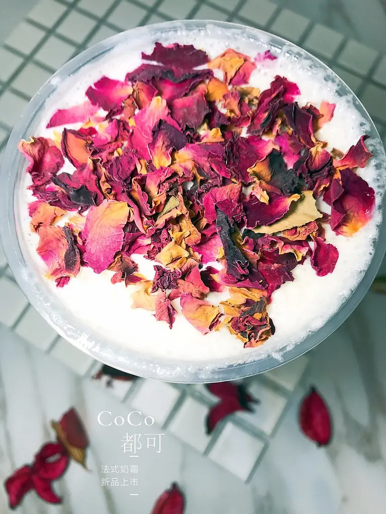 美食►桃園中壢┃CoCo都可┃法式奶霜新品上市，讓你每天都能浪漫告白喔！歐洲第一鮮奶油「鐵塔牌」