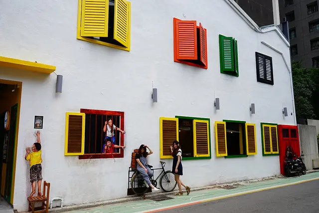 台中美食~新店報到 MAMAK檔星馬料理台中店 7/10開始試賣 7/15正式開幕 星馬街邊小吃婚宴料理原汁原味搬來草悟道 Anand主廚拉茶秀一人一杯人人有份