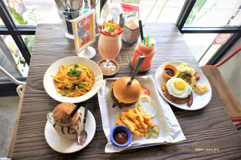 [中山站餐廳]巷弄美食。Tame Moose。工業風餐廳也是小酒館, 早午餐, 下午茶, 義大利麵, 燉飯, 漢堡