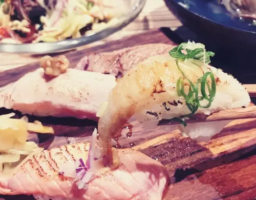 【 台北 中山 】上引水產 x 立吞。人氣爆棚活!! 跳跳海鮮壽司