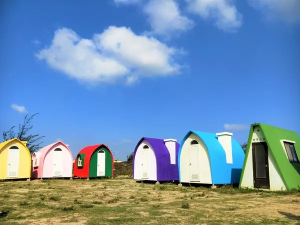 【彰化線西景點】可築夢合掌屋~夢幻繽紛的童話小屋        
      