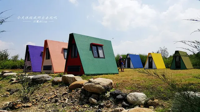 [彰化⊙線西]不經意變成的拍照景點。繽紛系迷你合掌屋。