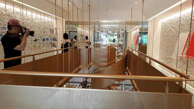 [台中⊙西屯區]分子藥局。結合空間藝術的藥局。走進來是驚艷連連