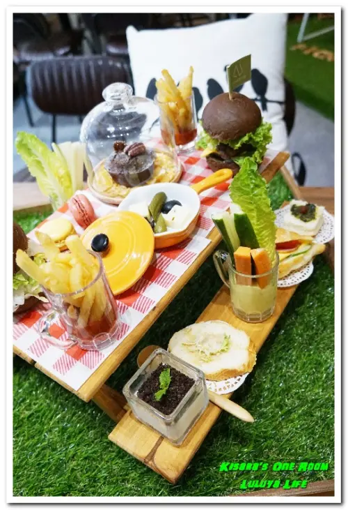 台北大安野餐餐廳． 不被風吹日曬的華麗風派對野餐桌──璐露野生活        
      