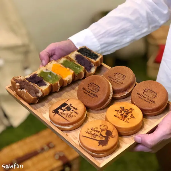 【台北美食】不貳光車輪餅 文青風格車輪餅 紅到國外的台灣小吃 多達十種口味的創意紅豆餅 還可以特製專屬餅皮 中山國中站美食