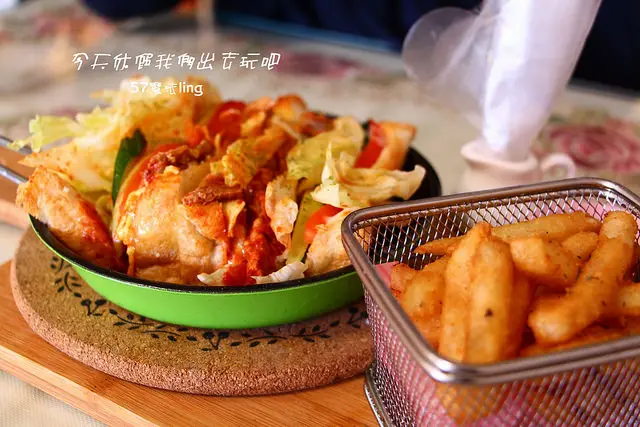 守成居。粉紅系浪漫爆表.裏頭的沙發床.彩虹小馬都任你拍