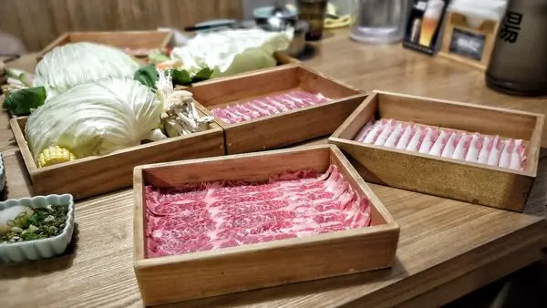【台北東區鍋物】冷藏肉專門店  ♥鍋無敵 ♥ 高規格高品質的肉品 無敵鍋類霸主無人能敵