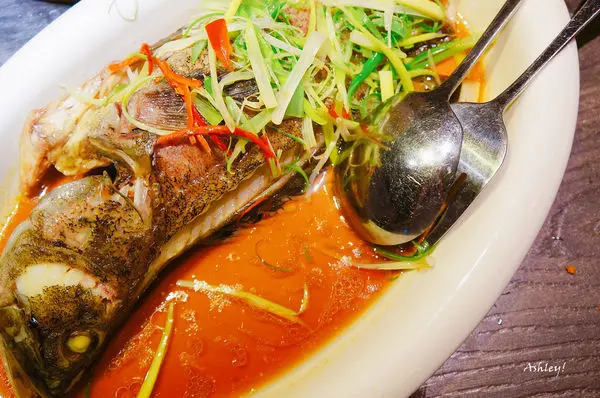 紅磡新飲茶|台北中山捷運站．林森北路．秀泰影城．光點之家．港式飲茶．中式合菜．桌菜．愛評體驗團