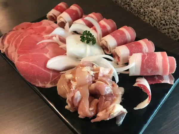 【南投．草屯】冬藏日式鍋物，南投也有超質感日式禪風鍋物，隱藏在日式老宅中，人氣超旺，平價高ＣＰ，新鮮美味藏在鍋底