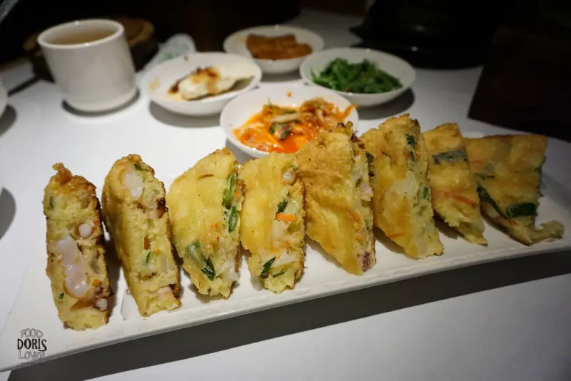 ♚食記♚台北中山【豆腐村 Tofu Village】海陸豆腐煲●香菇蛤蜊豆腐煲●泡菜豆腐煲●大醬豆腐煲●海鮮煎餅●韓式料理●小菜吃到飽●美麗華●劍南路捷運站