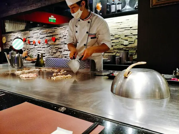 【軒妮士鐵板料理】板橋府中站｜自助吧享用