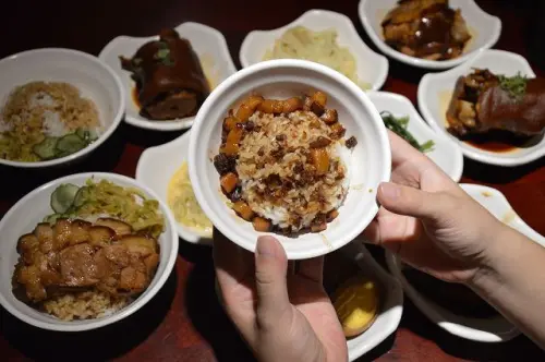 大稻埕魯肉飯~~台北車站巷弄美食．令人回味無窮的傳統美味
