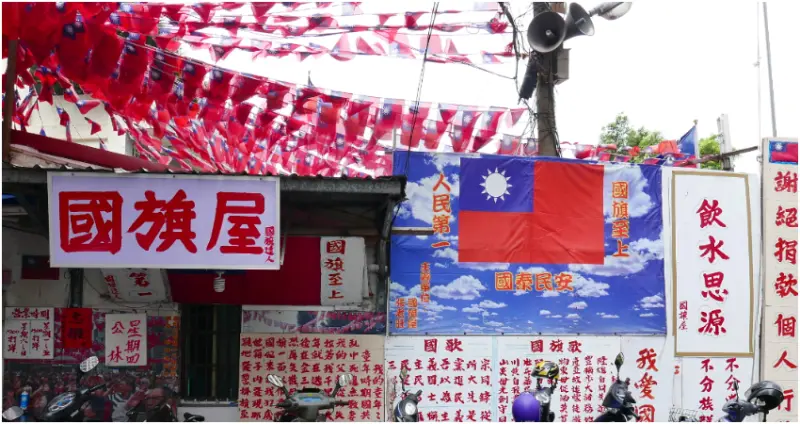 只有銅板價格，但你吃到的不只是美味！國旗屋用濃郁湯頭、手工米干，給你一碗充滿家鄉味與堅持的美好味道。【桃園雲南美味料理大賞 精選】