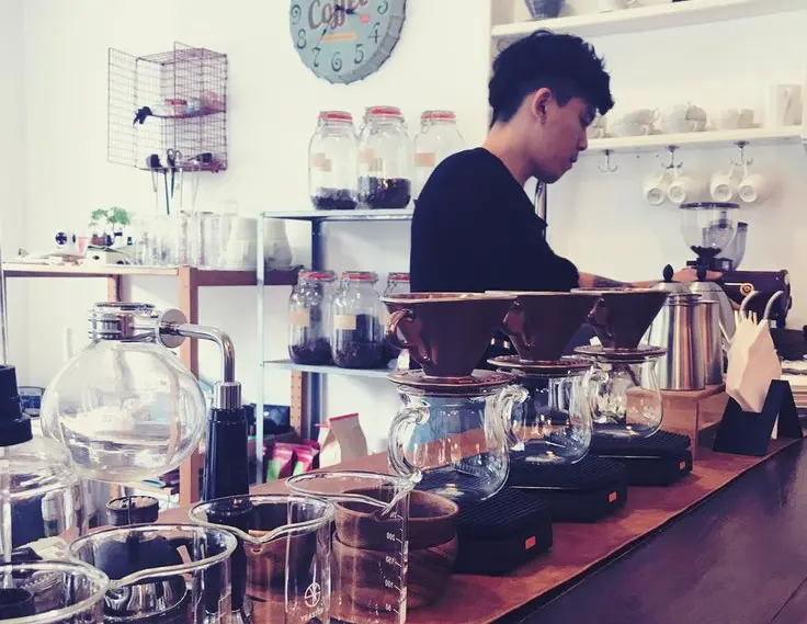 【 台北 信義 】嗨咖 haikacafe。最接近的距離 x 自家烘焙咖啡館