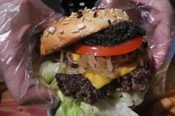 20170926@台北Chill Burger鬆堡 松露漢堡肉汁噴發阿！